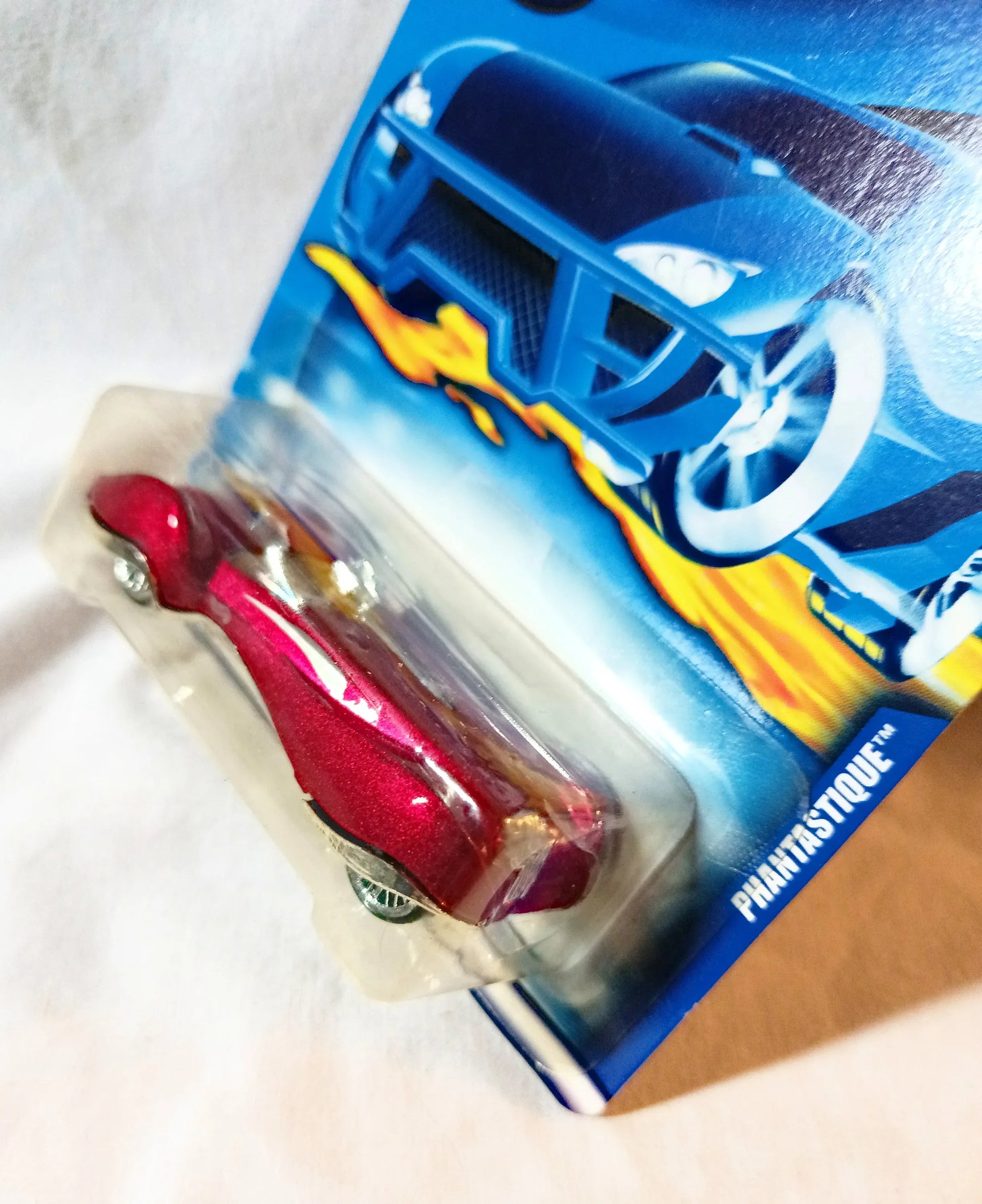 Hot Wheels 2000 Collector #245 Phantastique Convertible Concept Car - TulipStuff