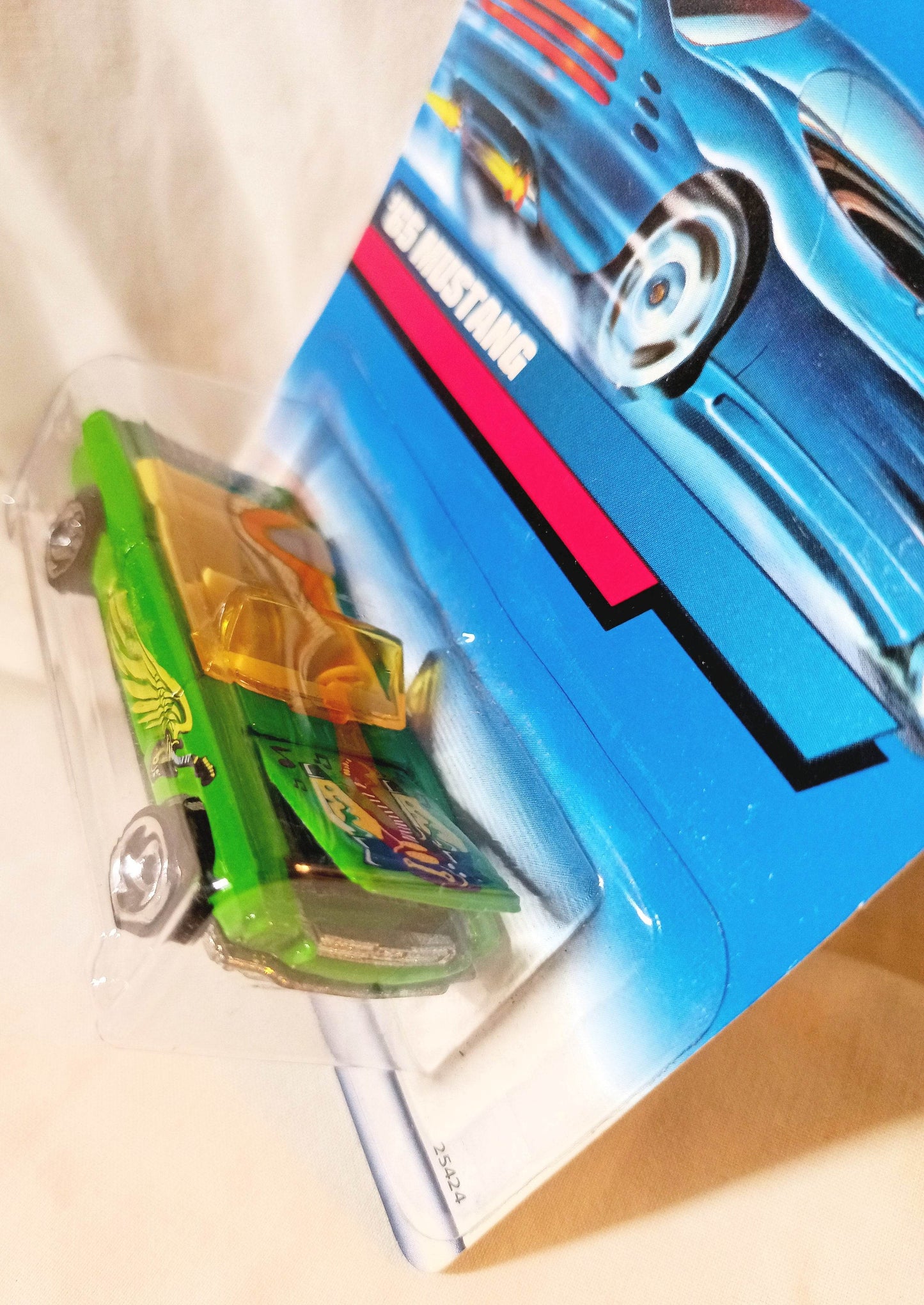 Hot Wheels Collector 2000 #201 '65 Mustang Convertible Ford Muscle Car - TulipStuff