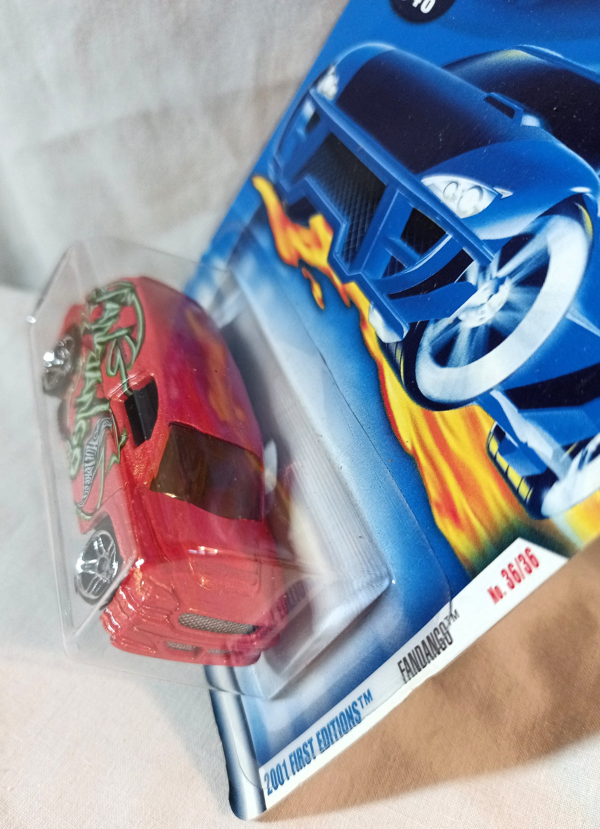 Hot Wheels 2001 First Editions Fandango Panel Van Collector #048 - TulipStuff