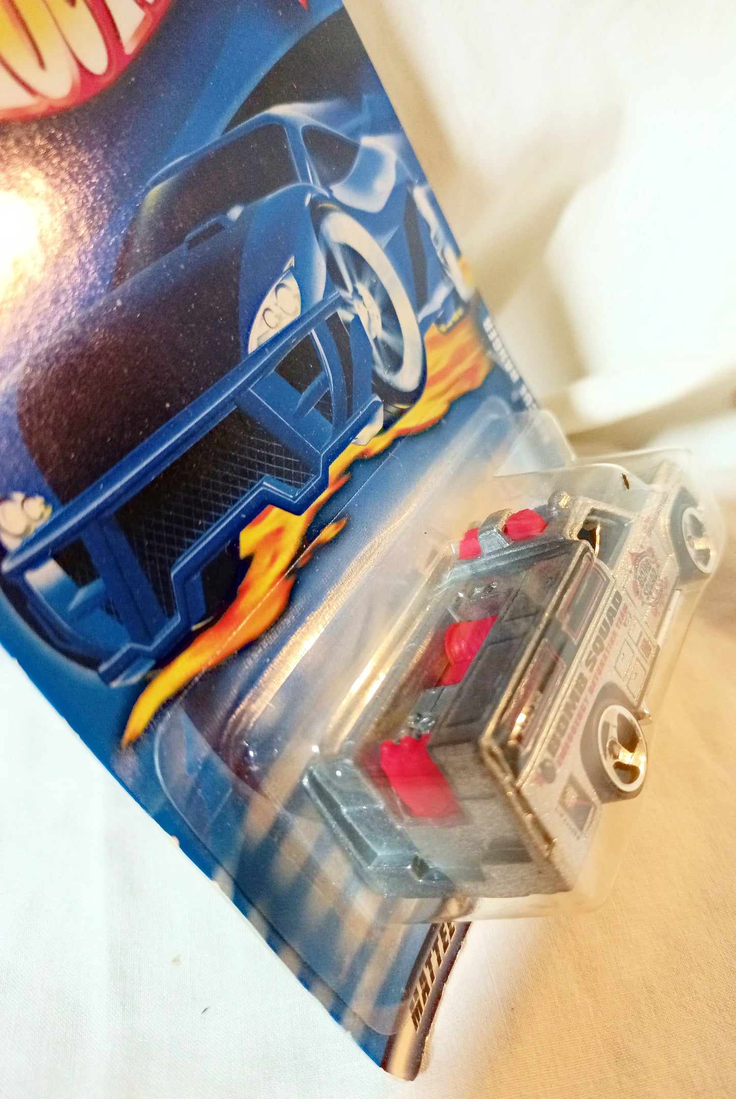 Hot Wheels 2000 Collector #218 Rescue Ranger Bomb Squad Truck - TulipStuff