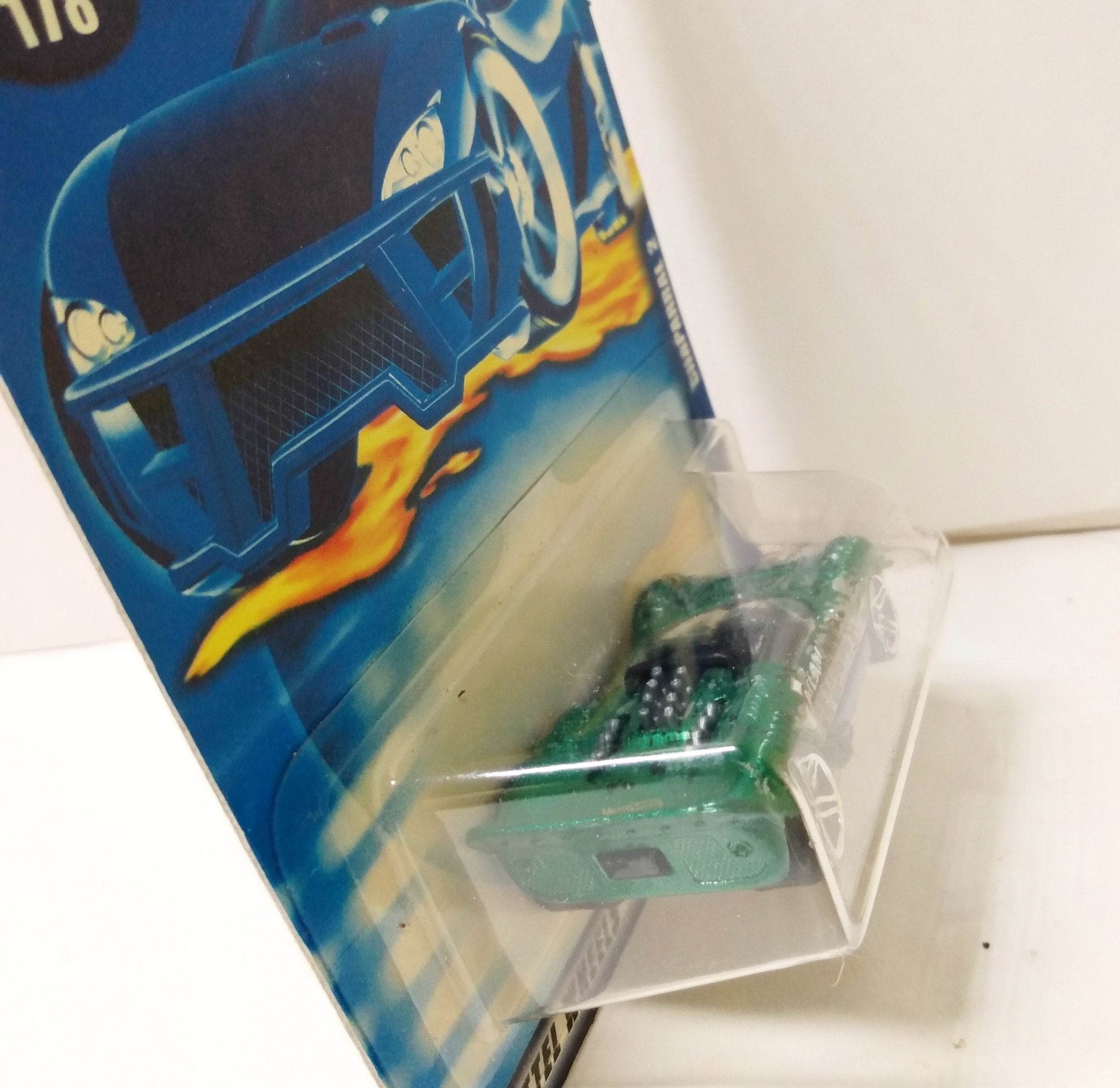 Hot Wheels 2001 Collector #178 Chaparral 2 Race Car - TulipStuff