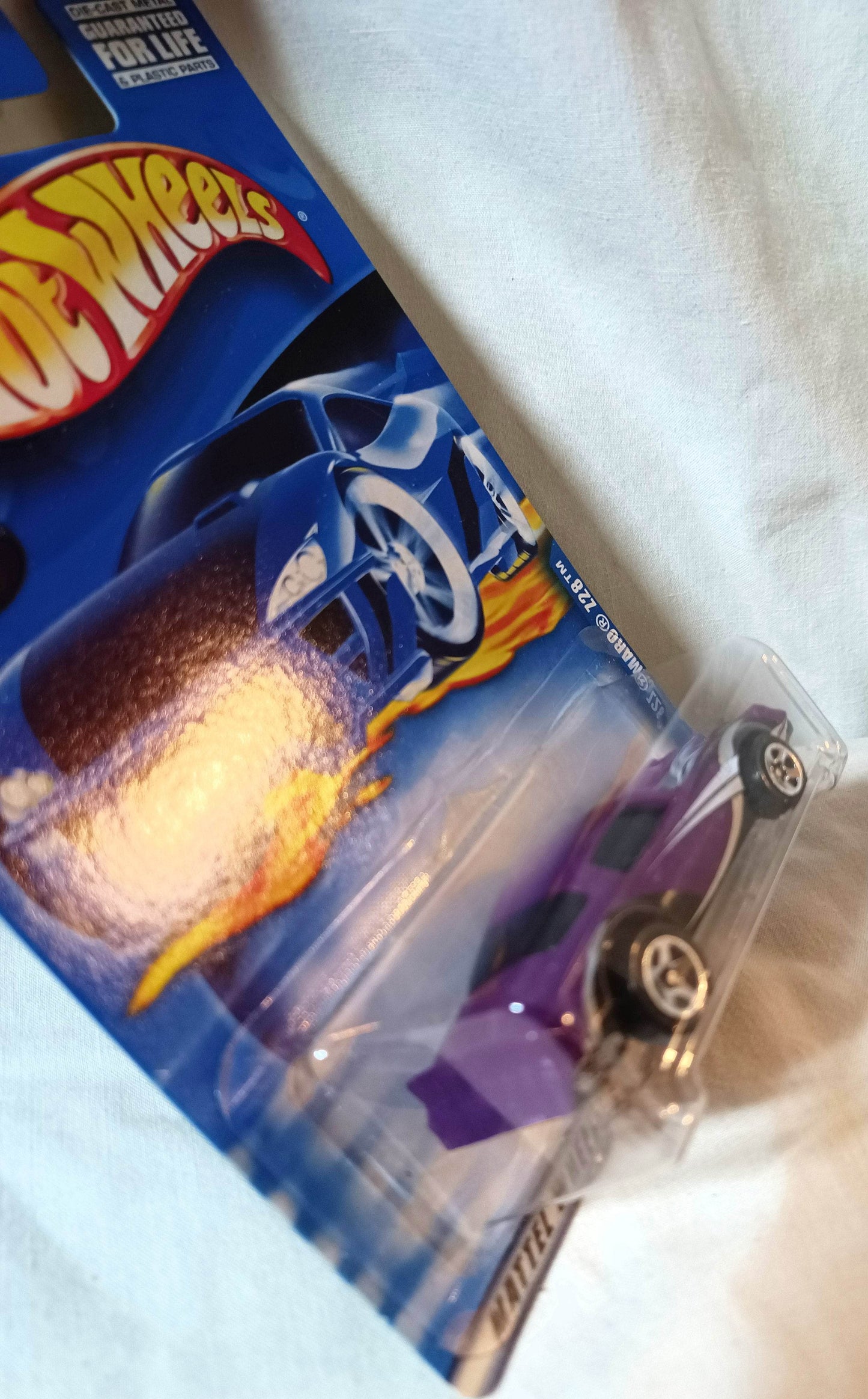 Hot Wheels 2001 Collector #146 Chevrolet Camaro Z28 - TulipStuff