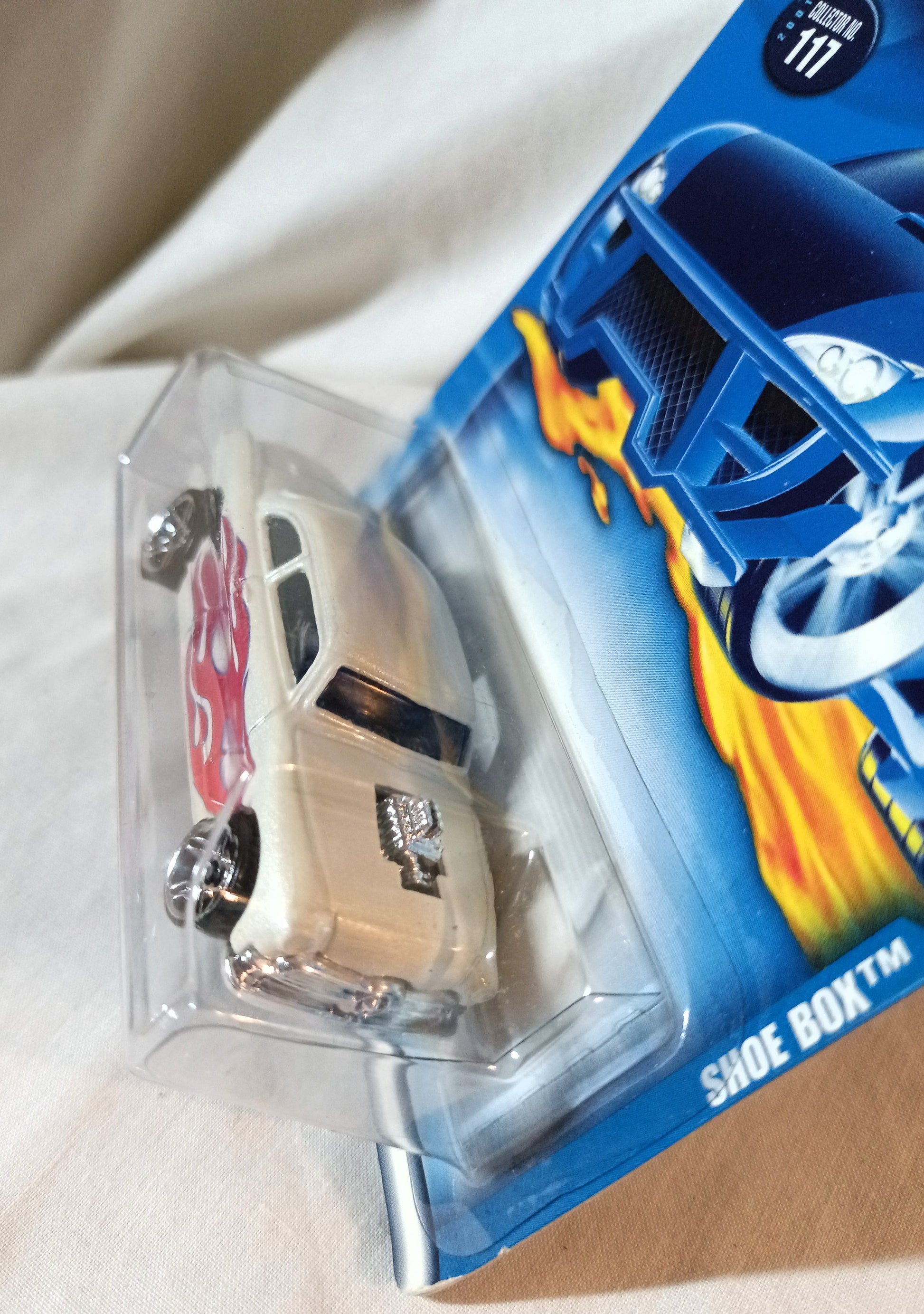 Hot Wheels 2001 Collector #117 Shoe Box 1949 Ford PR5 - TulipStuff