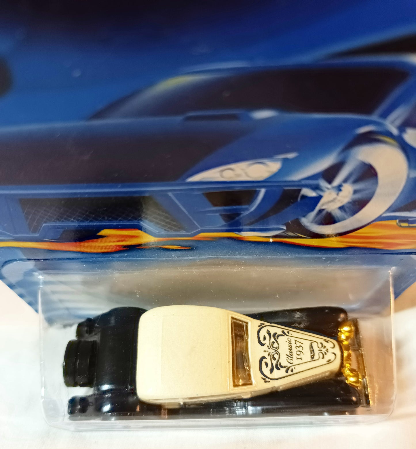 Hot Wheels 2001 #163 '37 Bugatti Type 50 Luxury Sports Car - TulipStuff
