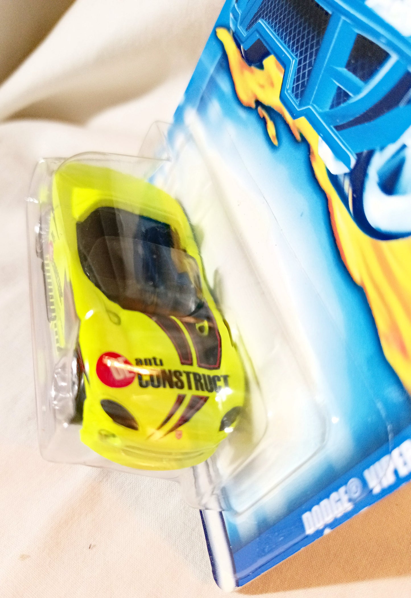 Hot Wheels Collector 2001 #177 Dodge Viper RT/10 Neon Yellow PR5 - TulipStuff