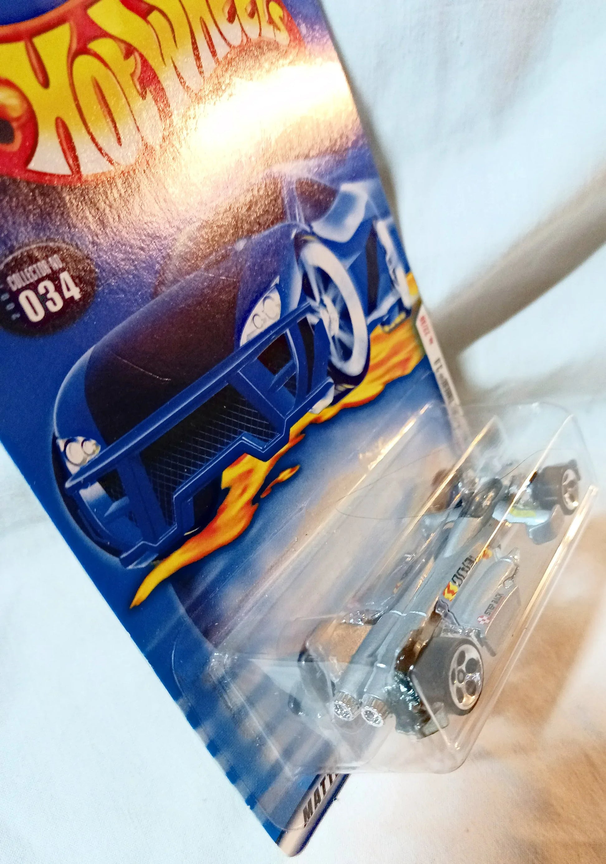 Hot Wheels 2001 First Editions Jet Threat 3.0 Race Car Collector #034 - TulipStuff