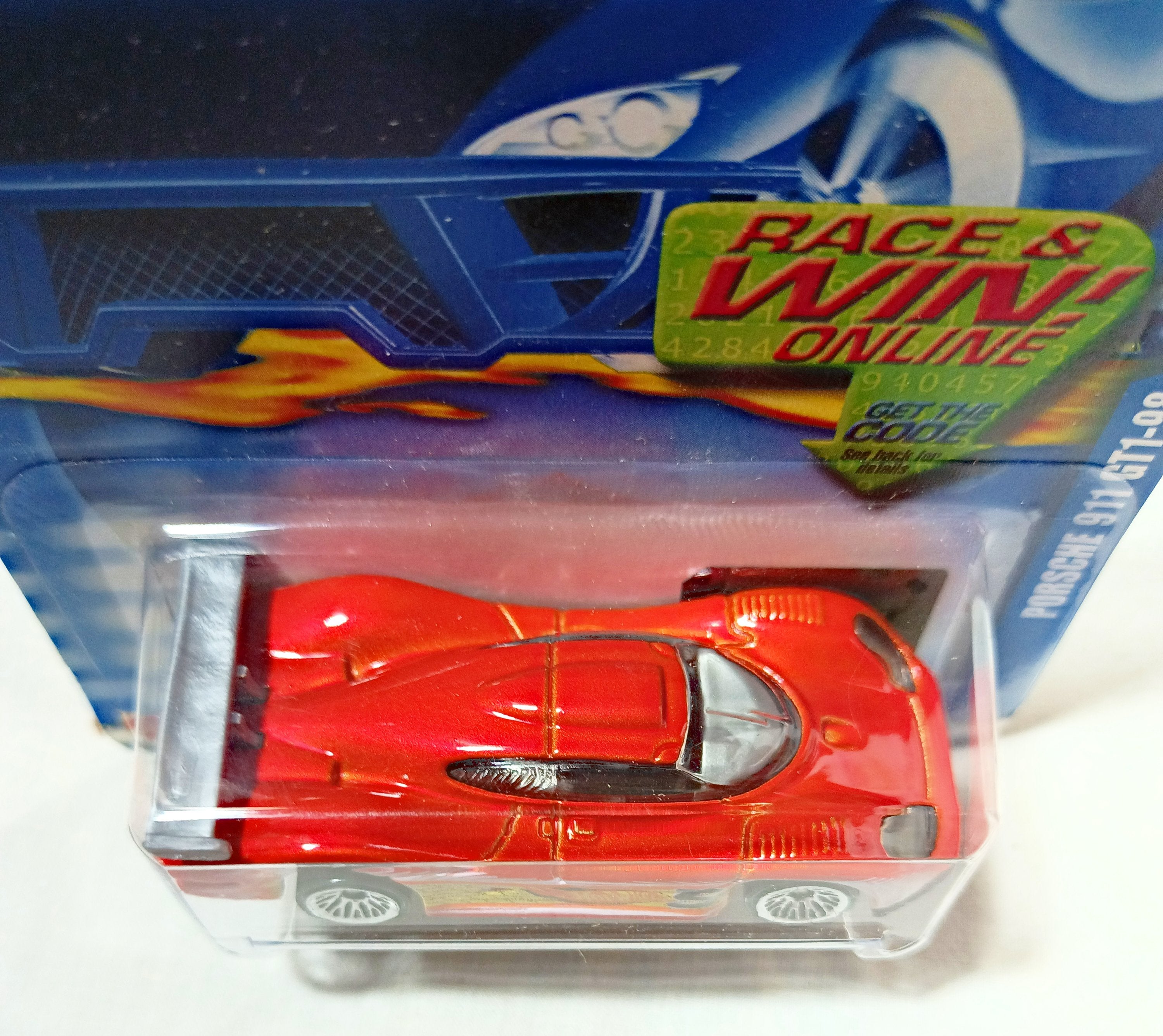 Hot Wheels 2002 Collector #135 Porsche 911 GT1-98 Race Car