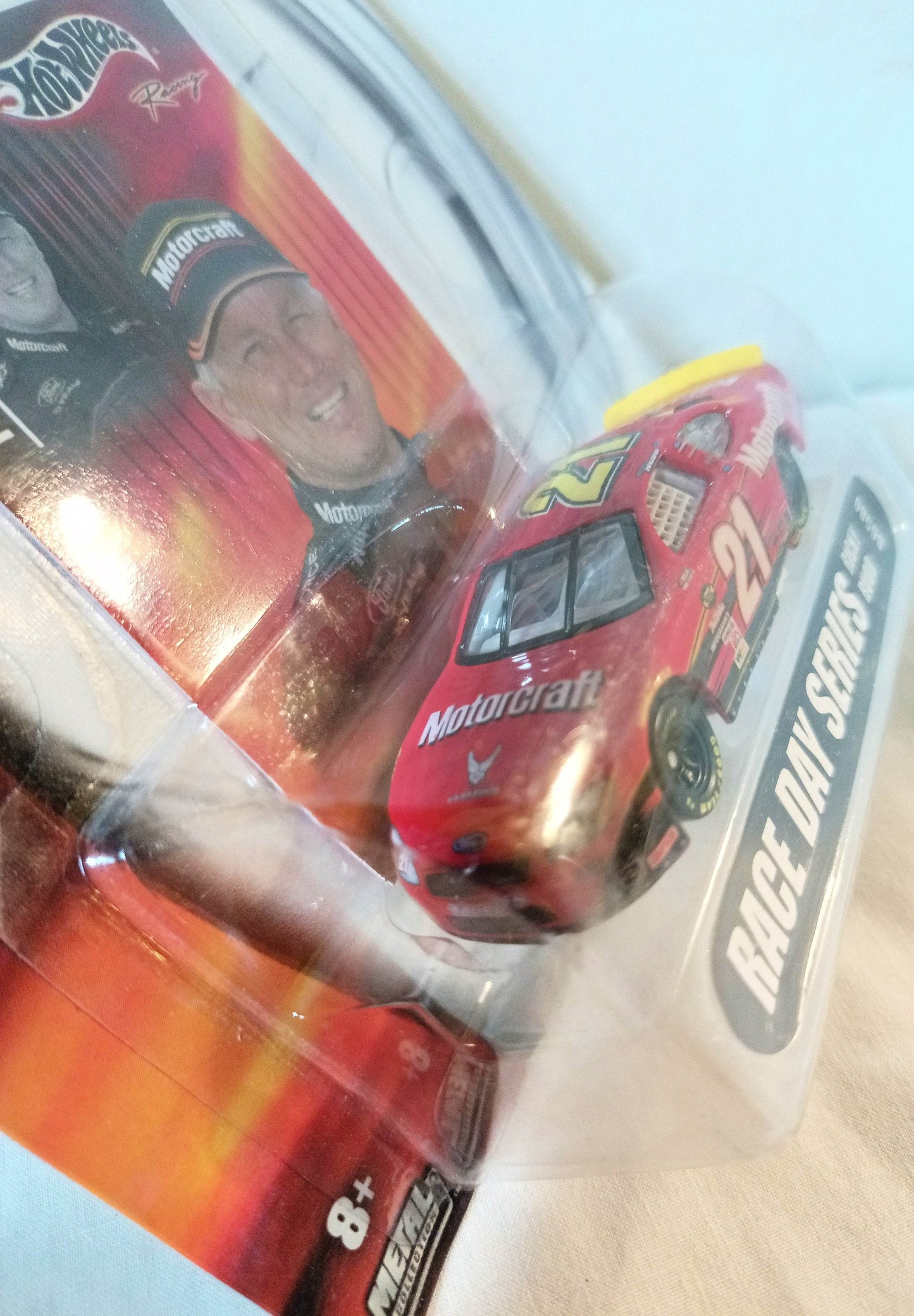 Hot Wheels 2004 Race Day Series Ricky Rudd #21 Motorcraft Ford Taurus - TulipStuff