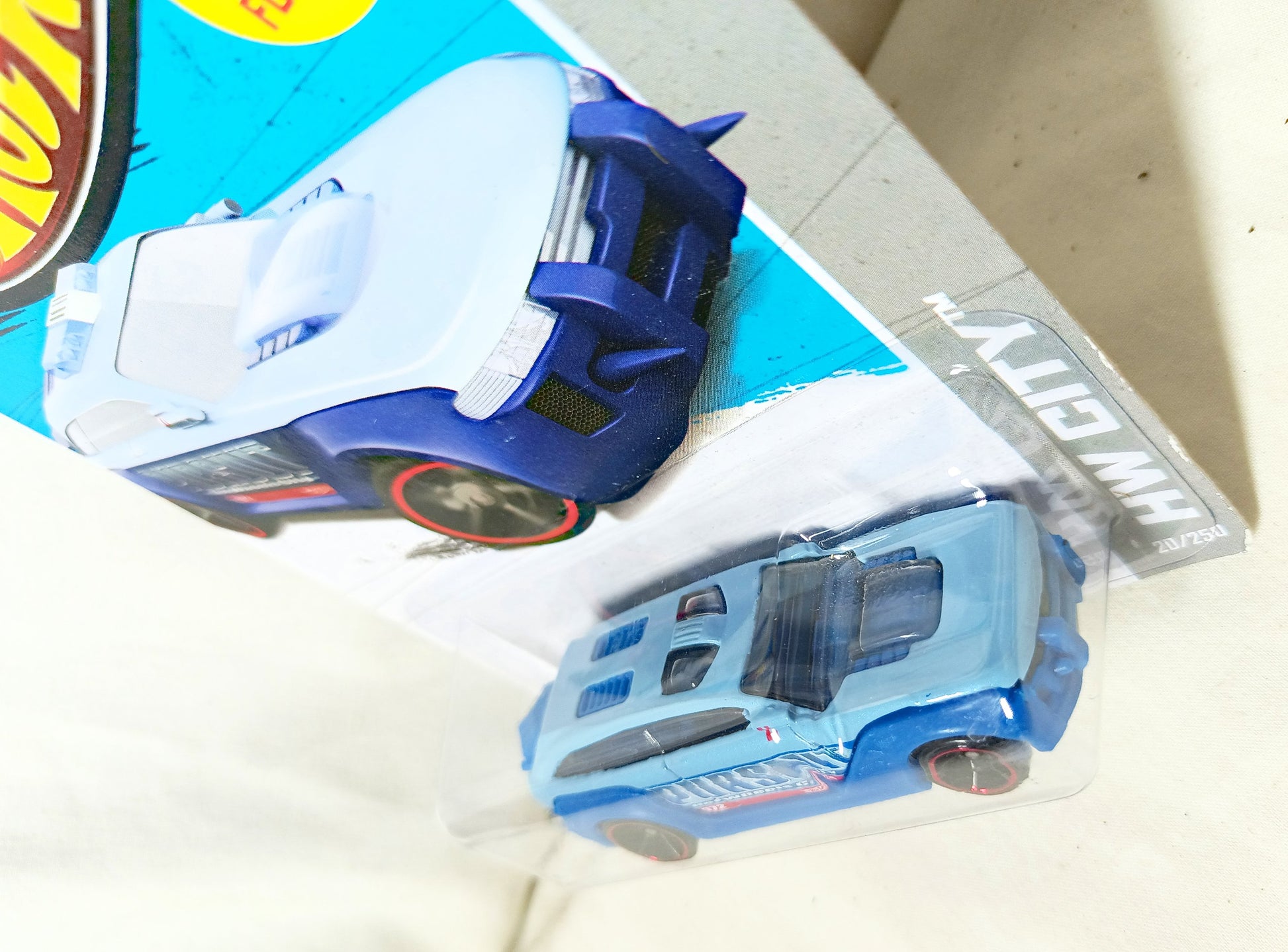 Hot Wheels HW Pursuit Police Car HW City 2013 New Model Blue - TulipStuff