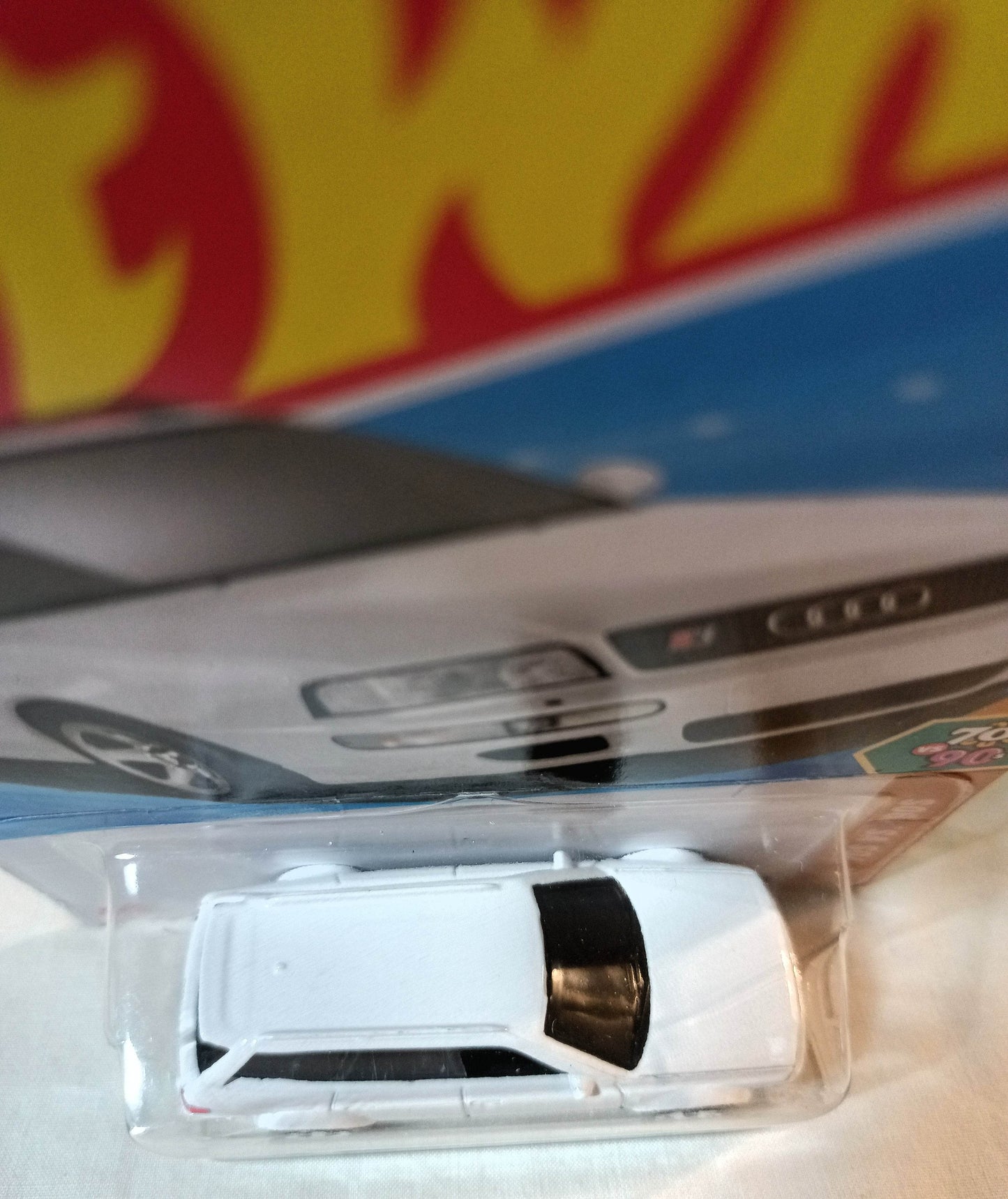 Hot Wheels 2025 '94 Audi Avant RS2 Station Wagon HW 70s vs 90s - TulipStuff