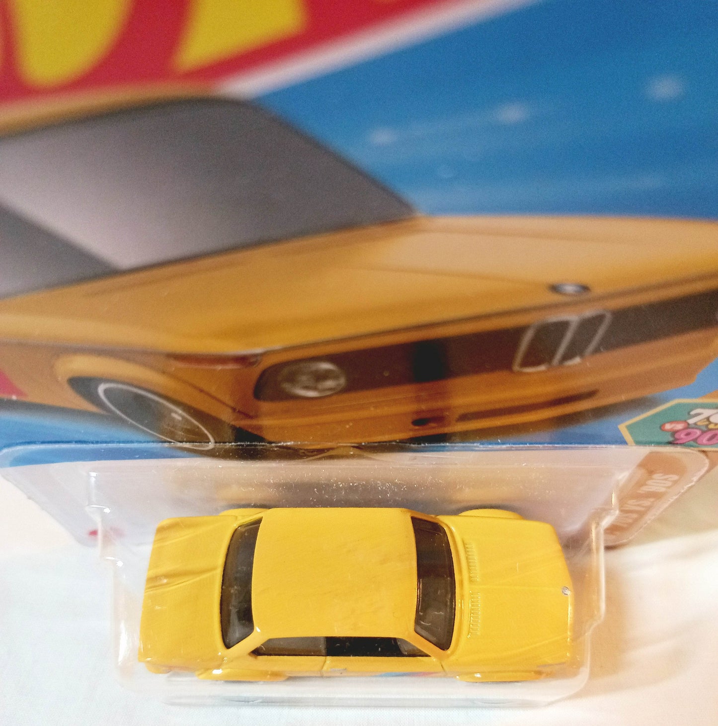 Hot Wheels 2025 BMW 2002 2-Door Coupe HW 70s vs 90s Yellow - TulipStuff