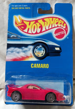 Load image into Gallery viewer, Hot Wheels Collector #262 &#39;93 Chevrolet Camaro Ultrahots Tan Interior - TulipStuff
