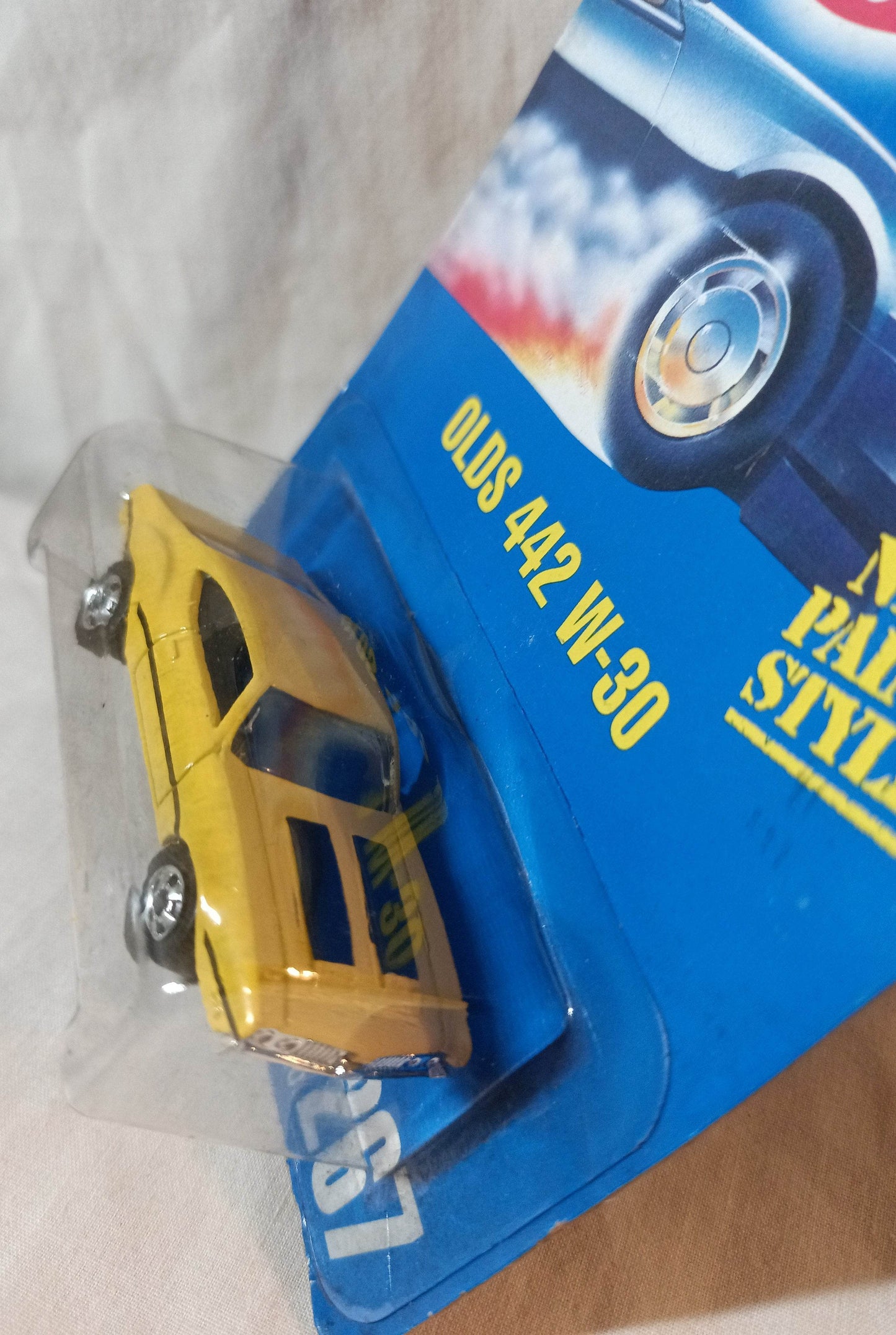 Hot Wheels Collector #267 Olds 442 W-30 Oldsmobile bw 1995 - TulipStuff