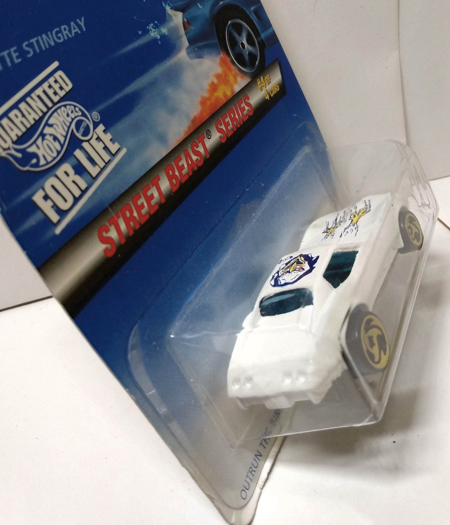 Hot Wheels Street Beast Chevrolet Corvette Stingray Collector #560 - TulipStuff