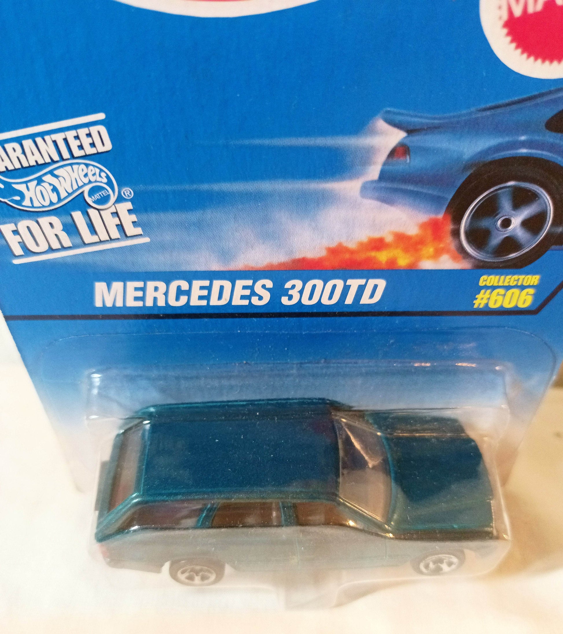Hot Wheels Collector #606 Mercedes 300TD Station Wagon 1997 - TulipStuff