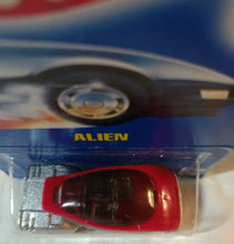 Load image into Gallery viewer, Hot Wheels Collector #62 Alien Diecast Concept Car Ultrahots 1991 - TulipStuff
