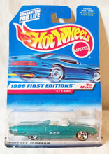 Load image into Gallery viewer, Hot Wheels 1998 First Editions &#39;63 T-Bird Ford Thunderbird Collector 644 - TulipStuff
