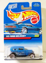 Load image into Gallery viewer, Hot Wheels Collector #996 &#39;32 Ford Delivery Van 1999 - TulipStuff
