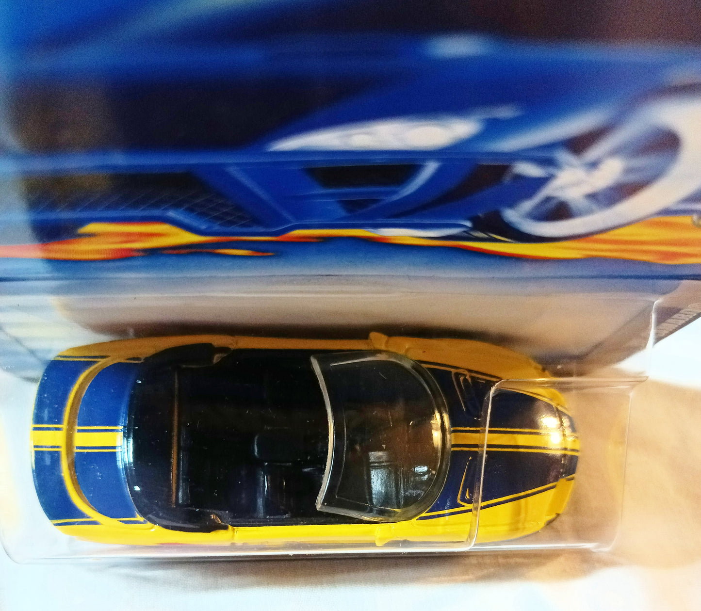 Hot Wheels 2000 Collector #141 '95 Chevy Camaro Convertible Yellow - TulipStuff