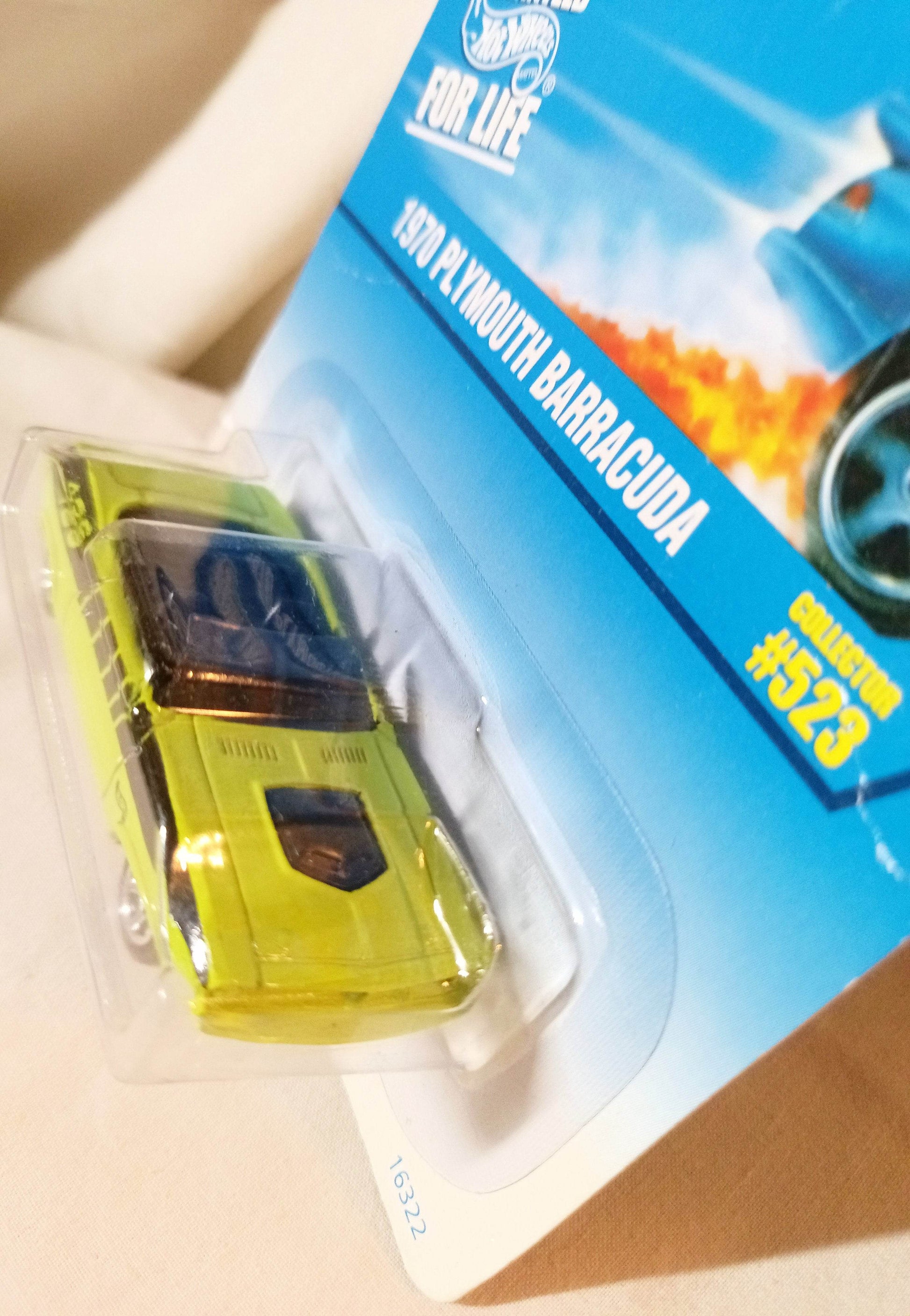 Hot Wheels Collector #523 Plymouth Barracuda 1997 - TulipStuff