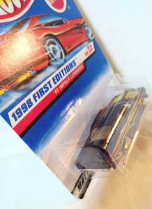 Hot Wheels 1998 First Editions '65 Impala Lowrider Collector #635 - TulipStuff