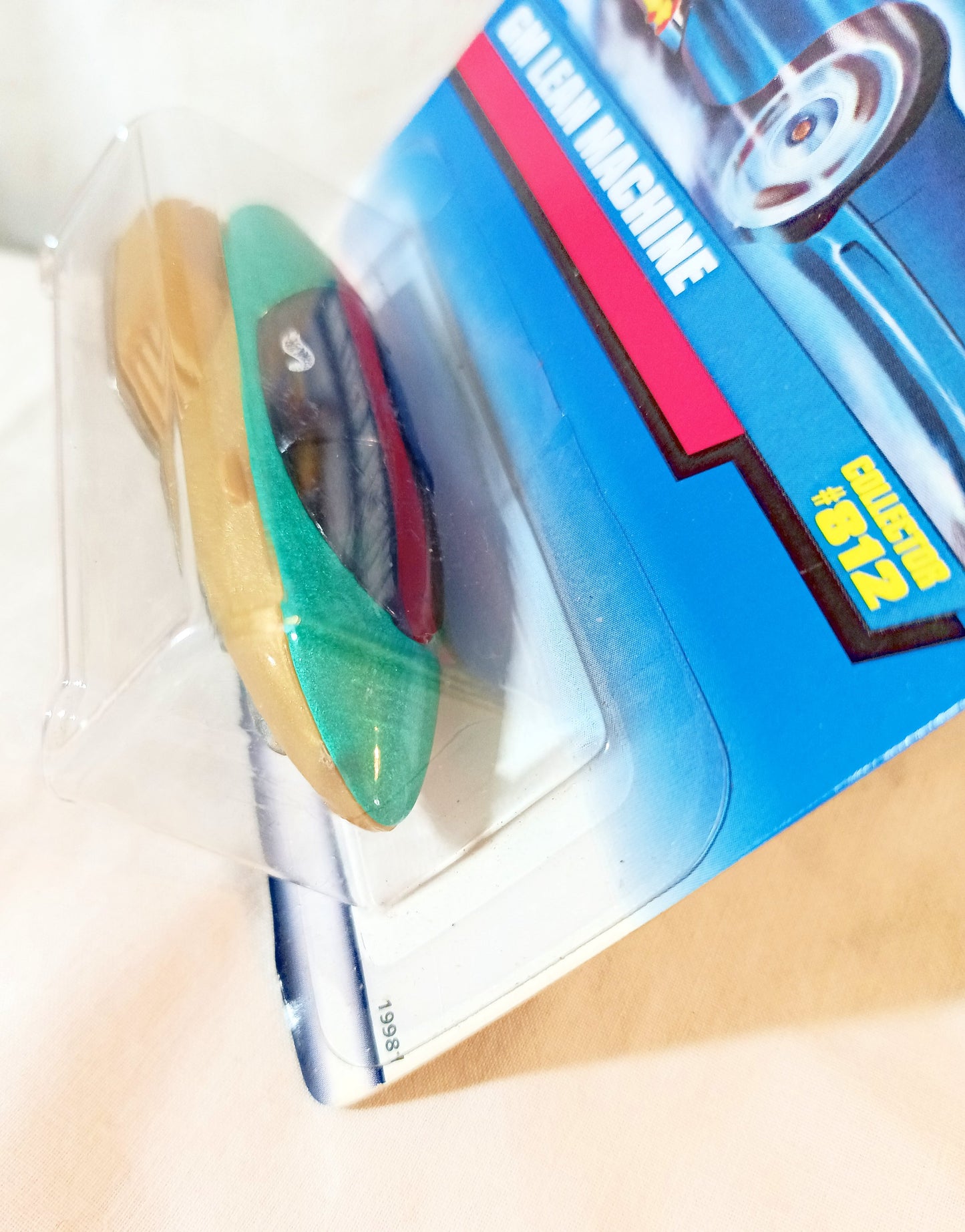 Hot Wheels Collector #812 GM Lean Machine 1998 - TulipStuff
