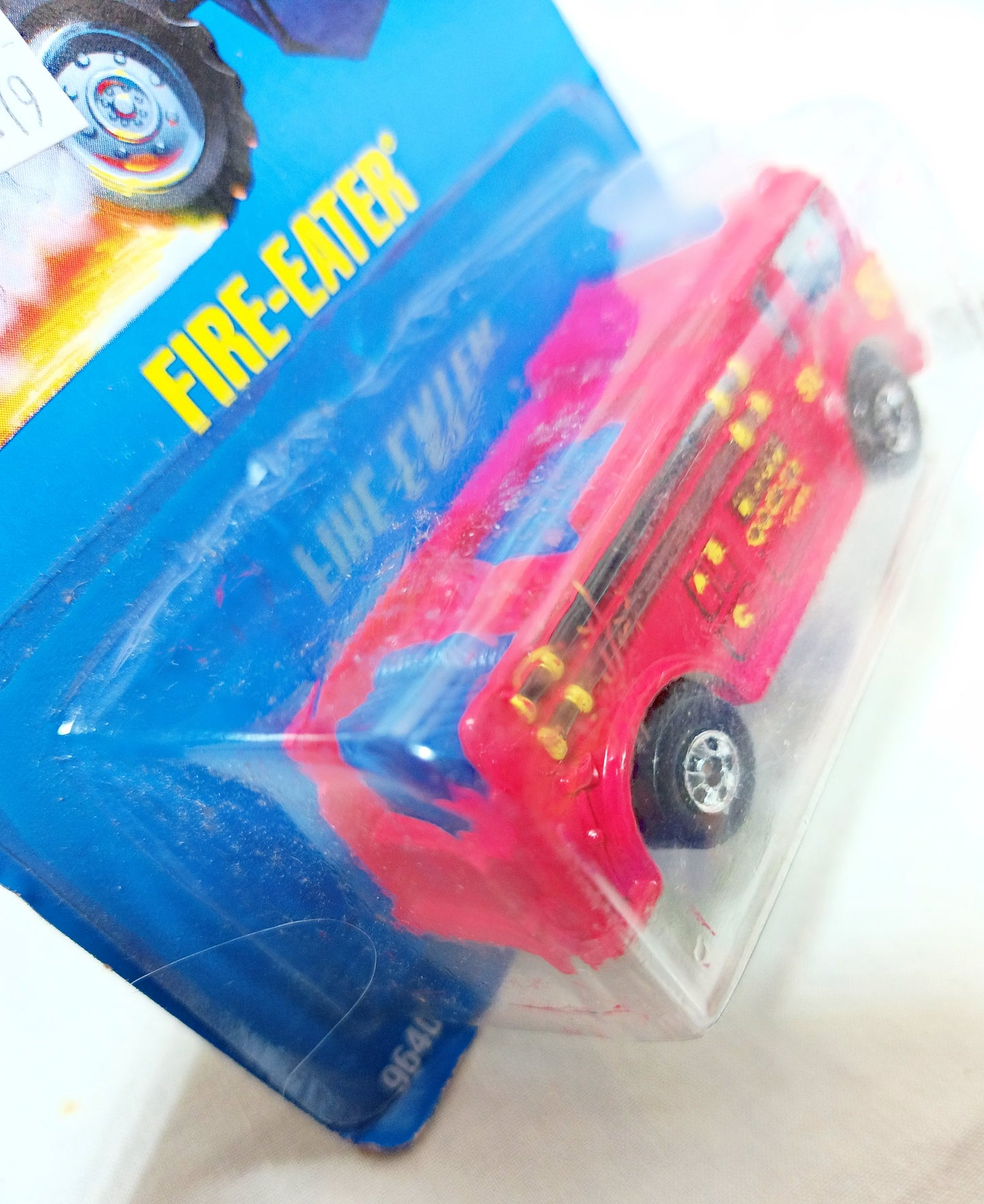 Hot Wheels Collector #82 Fire-Eater Fire Truck 1991 bw - TulipStuff