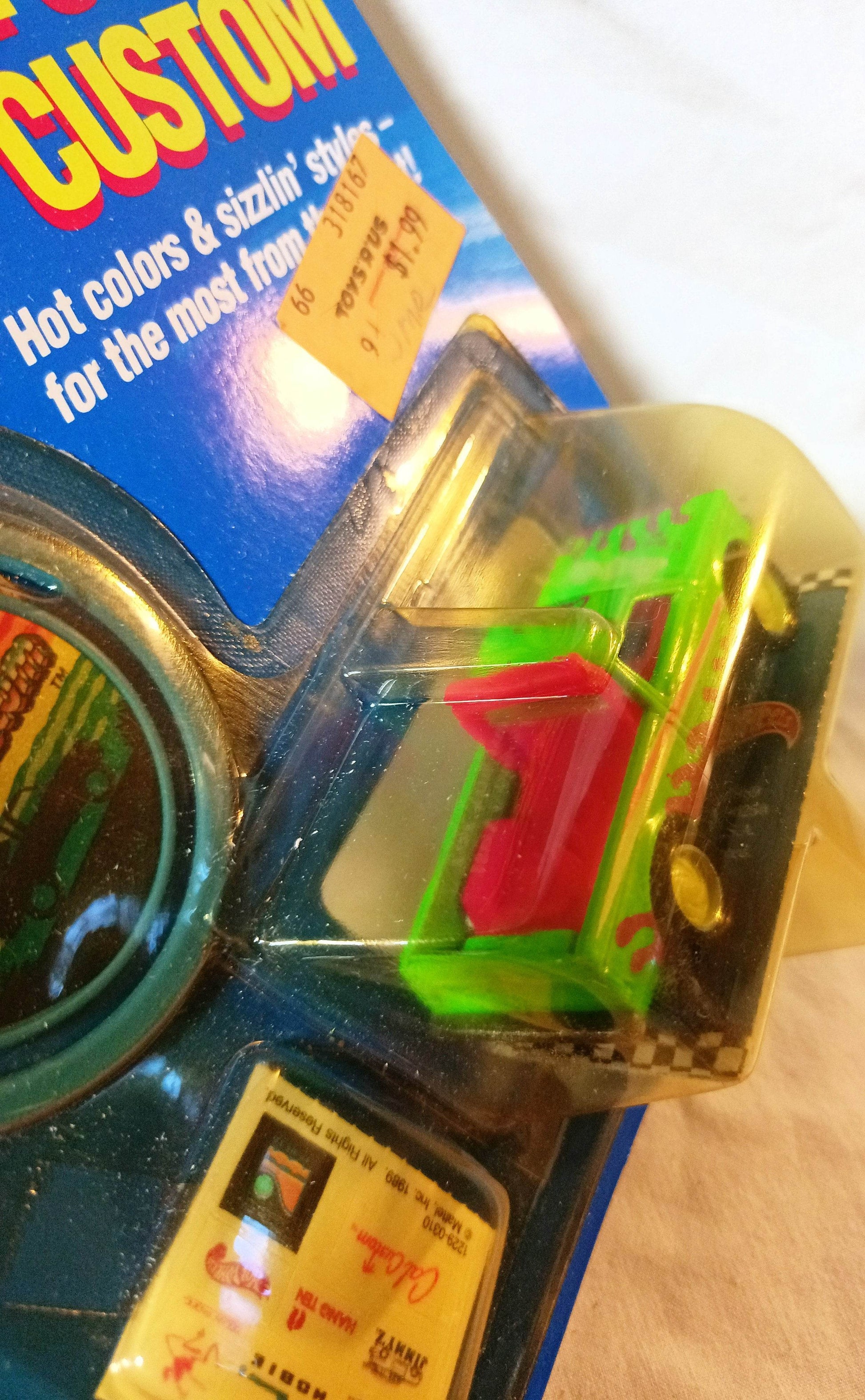 Hot Wheels California Custom Beach Patrol Pickup Truck 1990 - TulipStuff