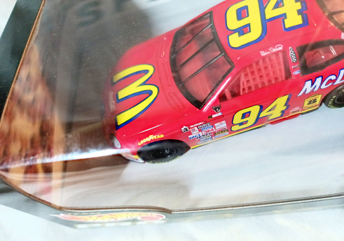 Hot Wheels Pro Racing 1998 Bill Elliott #94 McDonalds Ford Taurus 1:43 - TulipStuff