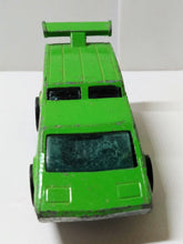 Load image into Gallery viewer, Hot Wheels 9641 Spoiler Sport Van Hong Kong 1979 bw 2-window - TulipStuff
