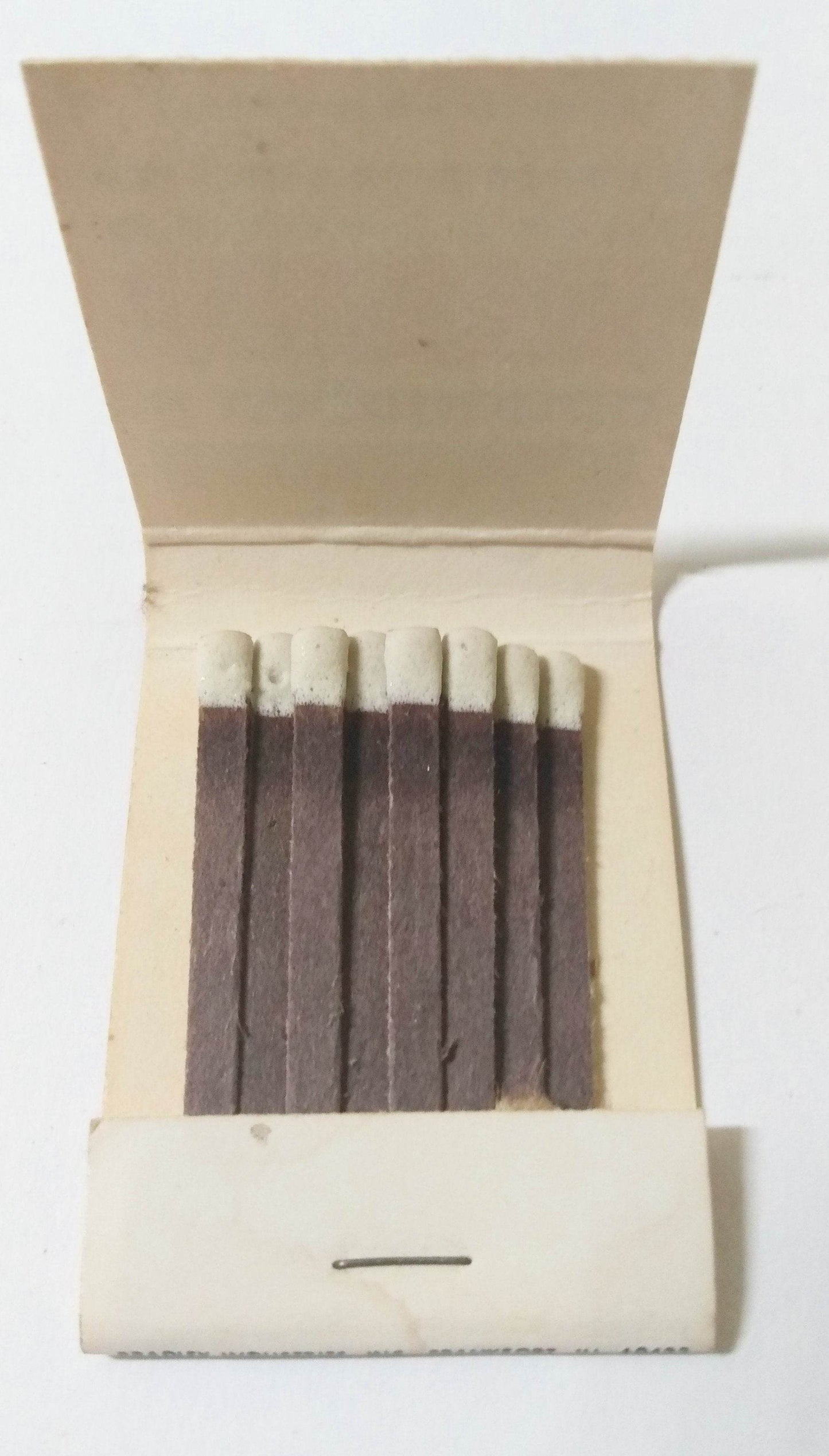 Il Vagabondo Restaurant & Bocce 62nd St Manhattan NYC Matchbook 1980's - TulipStuff