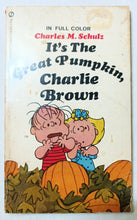 Load image into Gallery viewer, It&#39;s The Great Pumpkin Charlie Brown Peanuts First Printing 1968 - TulipStuff
