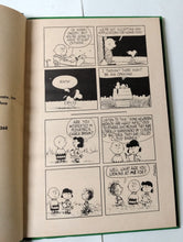 Load image into Gallery viewer, It&#39;s A Dog&#39;s Life Charlie Brown Peanuts Charles M Schulz Hardcover 1962 - TulipStuff
