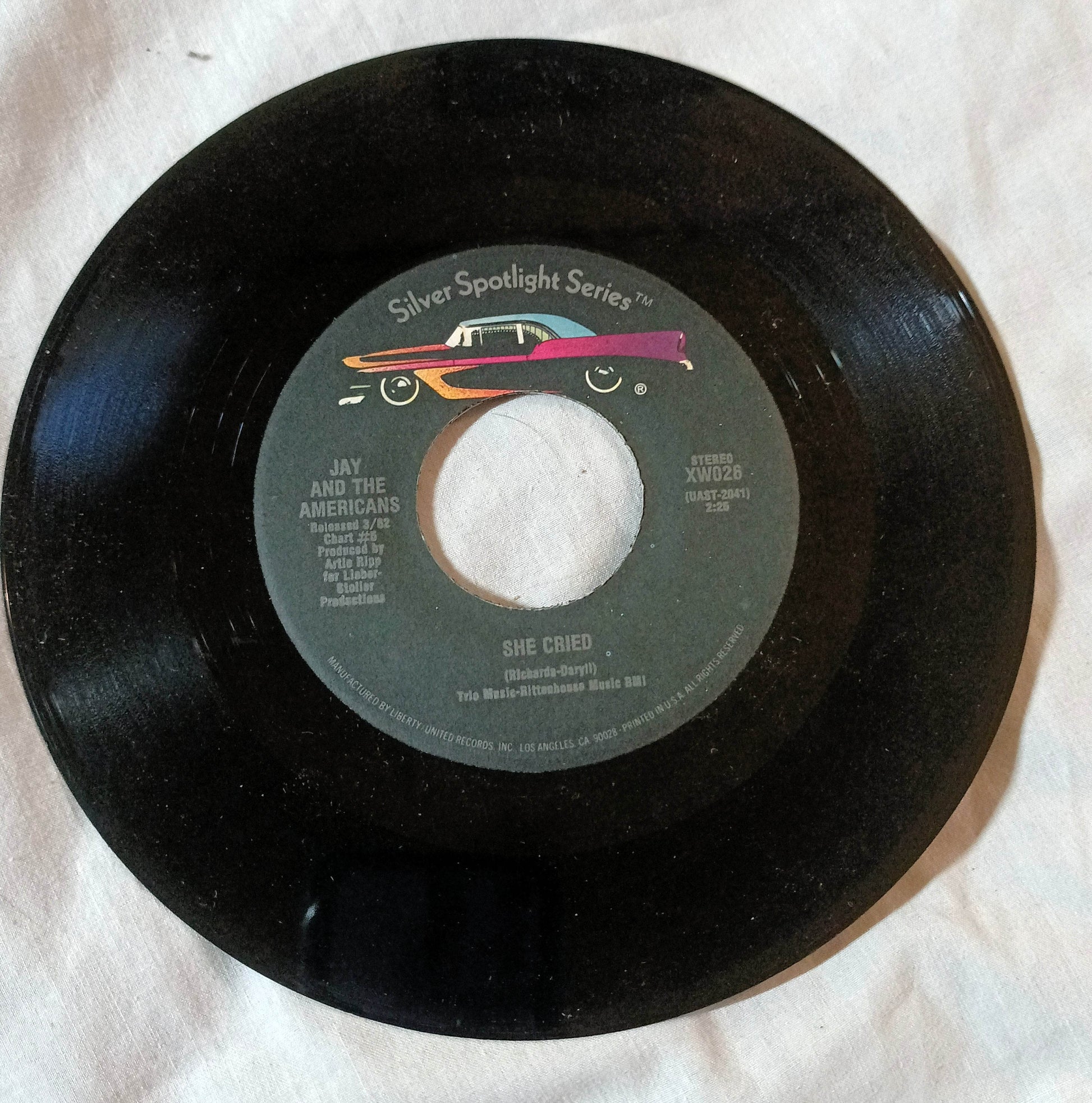 Jay And The Americans She Cried / Come A Little Bit Closer 7" Vinyl 1973 - TulipStuff