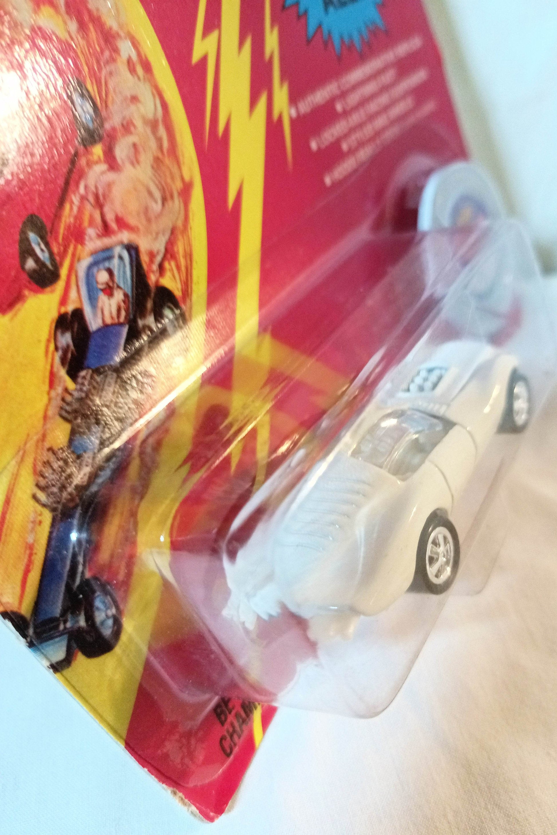 Johnny Lightning Commemorative Custom Mako Shark White Lightning 1995 - TulipStuff