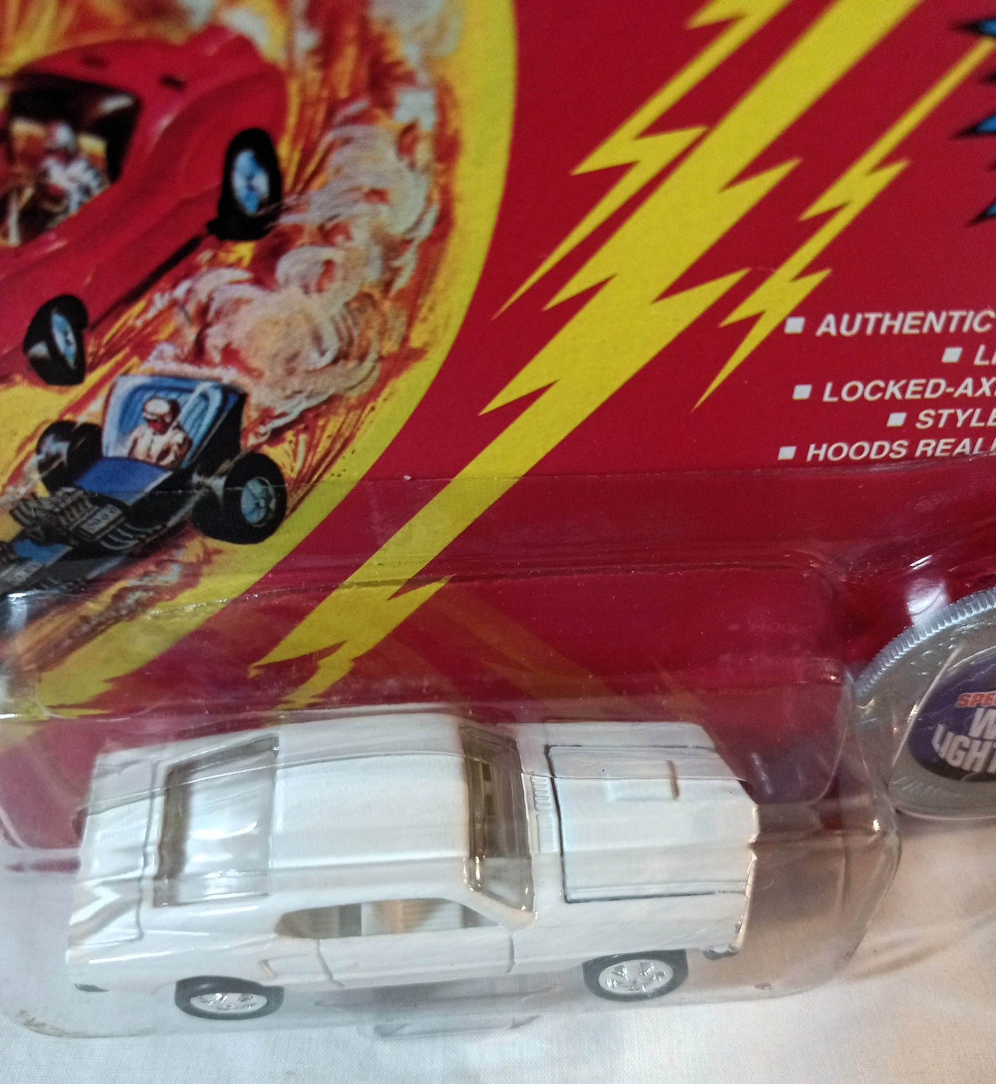 Johnny Lightning Commemorative Custom Mustang White Lightning 1995 - TulipStuff
