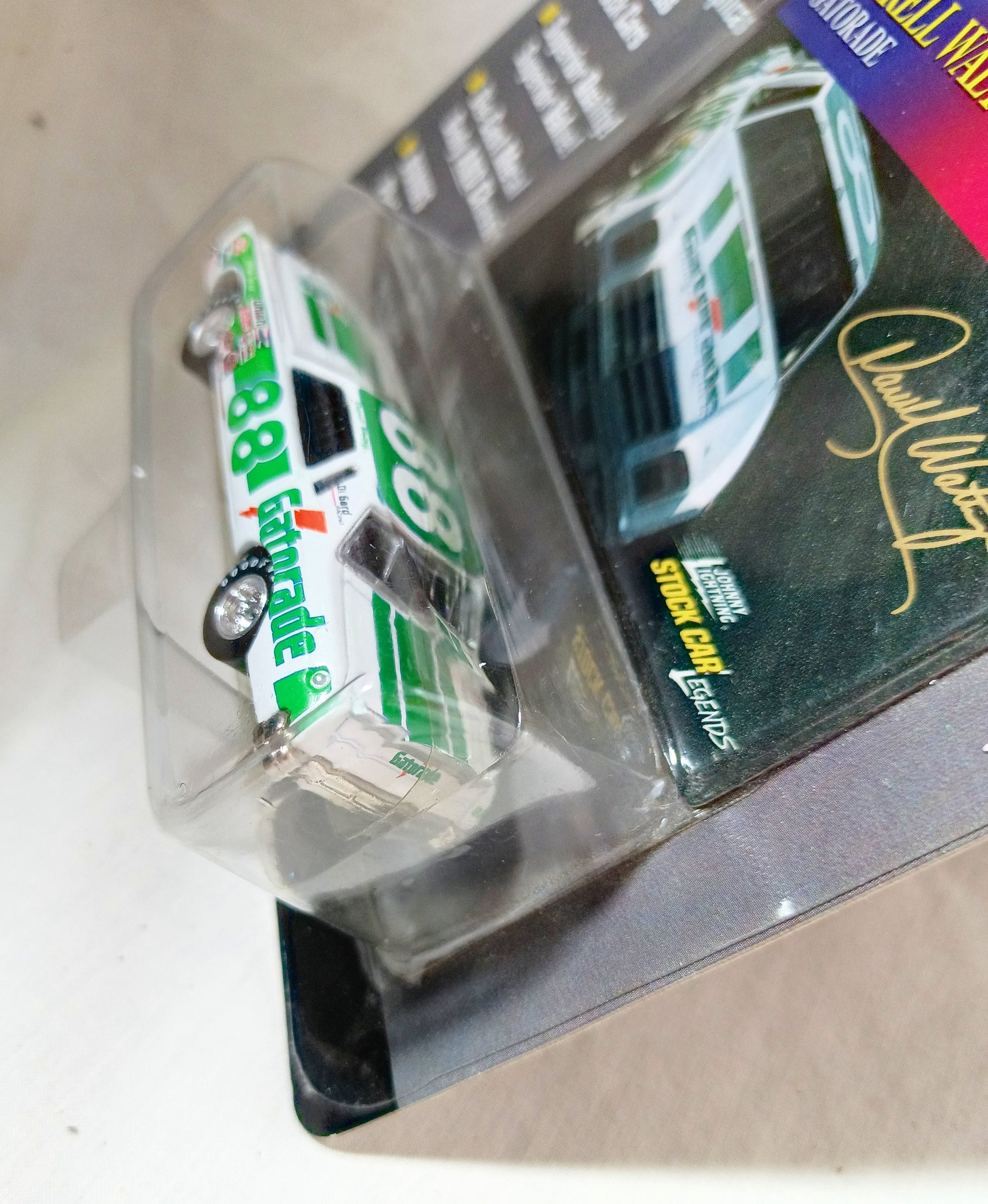 Johnny Lightning Stock Car Legends Darrell Waltrip '79 Pontiac Gatorade - TulipStuff