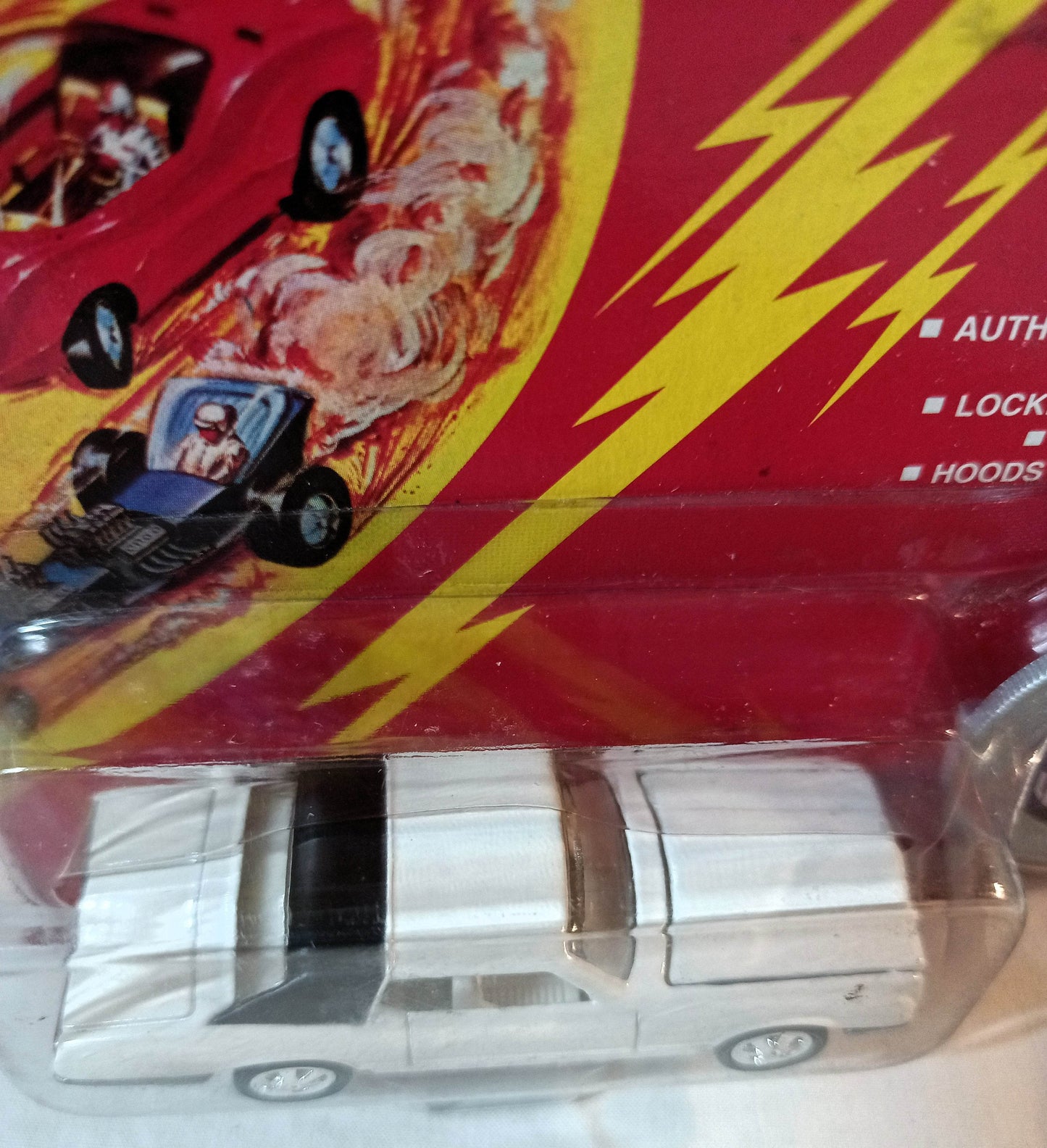 Johnny Lightning Commemorative Custom Thunderbird White Lightning 1995 - TulipStuff