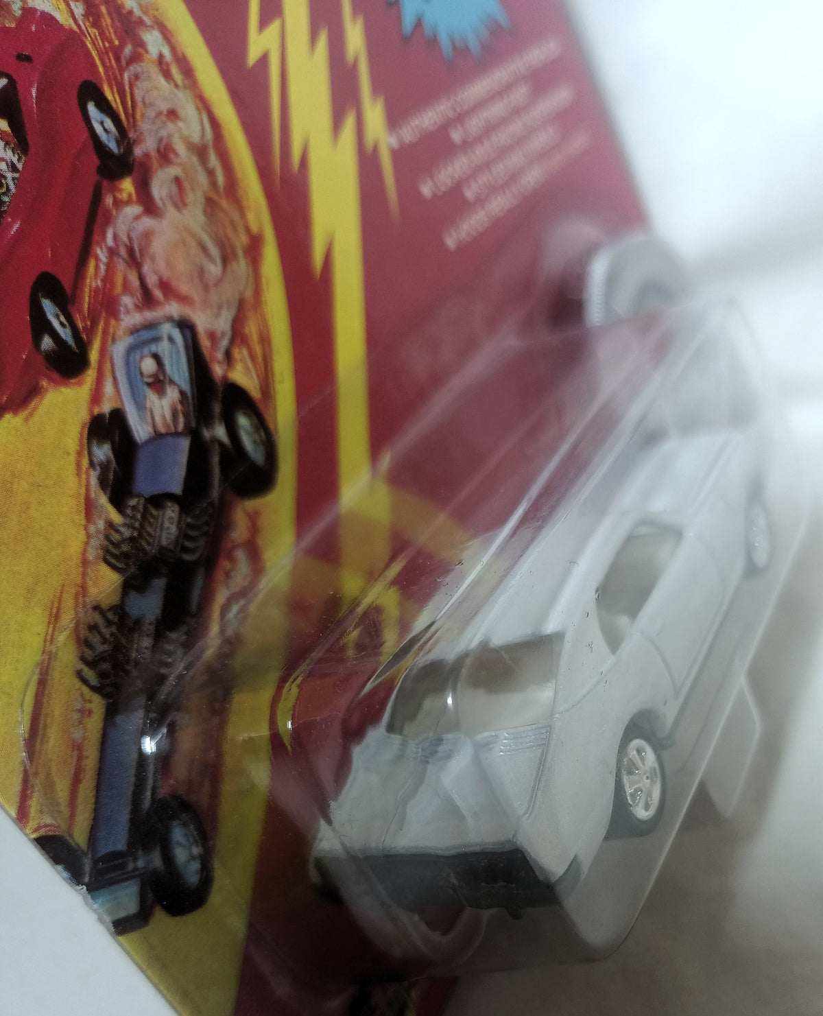 Johnny Lightning Commemorative Series 1 Custom Toronado 1995 White - TulipStuff