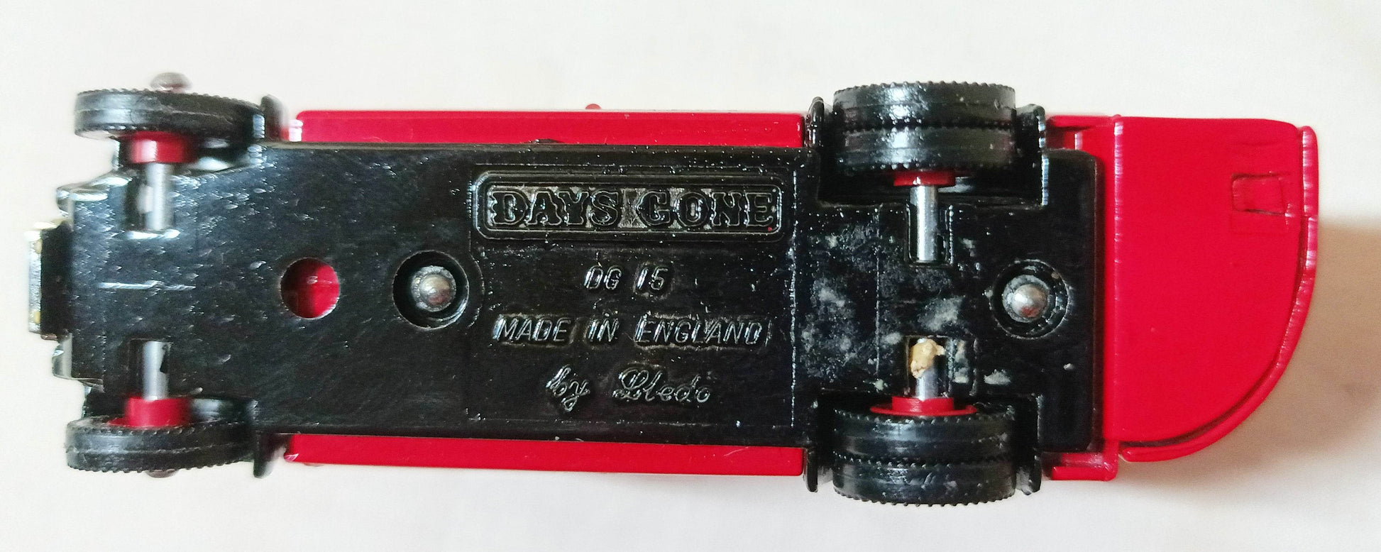 Lledo Days Gone DG15 1932 AEC Regent London Transport Hamleys - TulipStuff