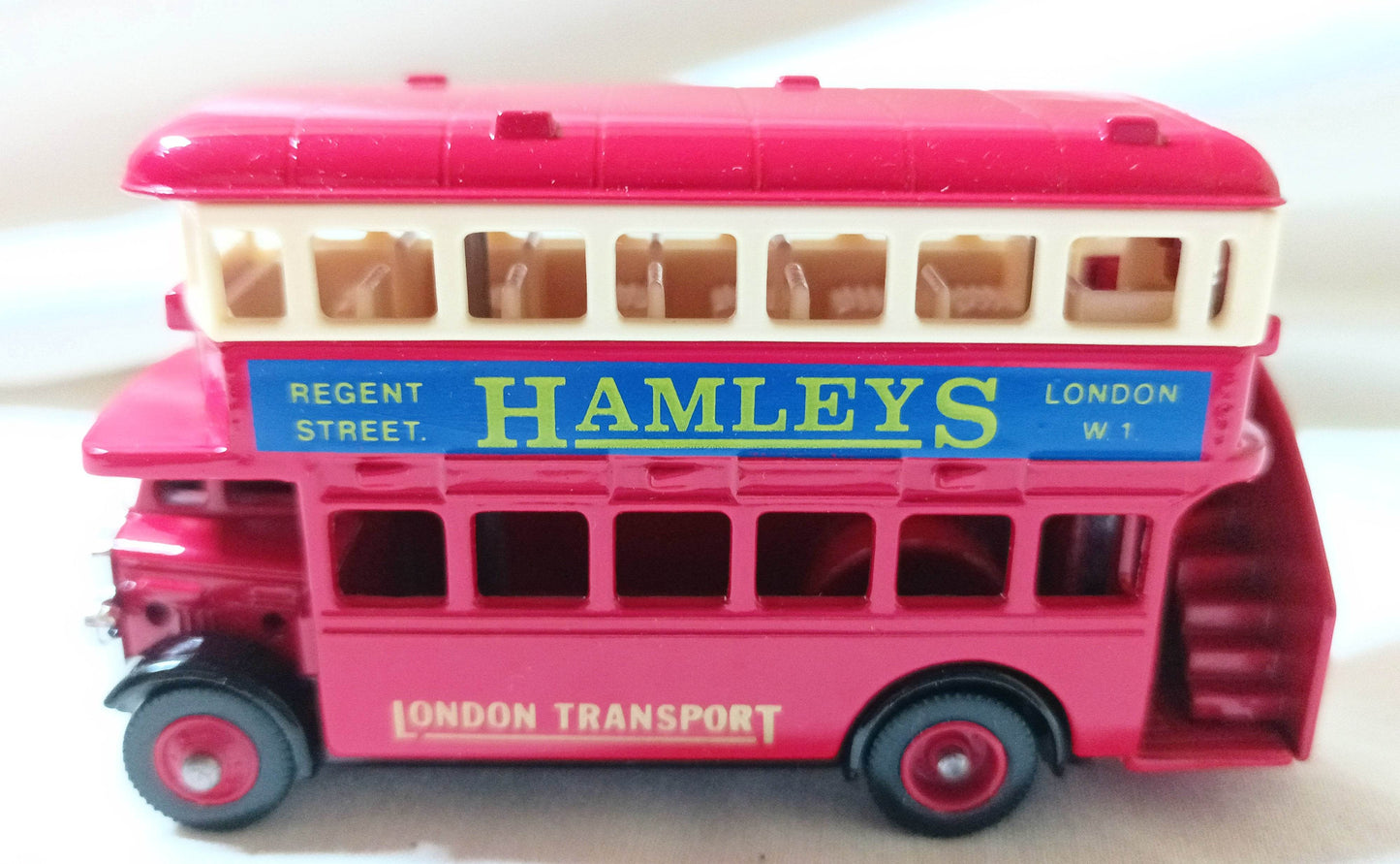 Lledo Days Gone DG15 1932 AEC Regent London Transport Hamleys - TulipStuff