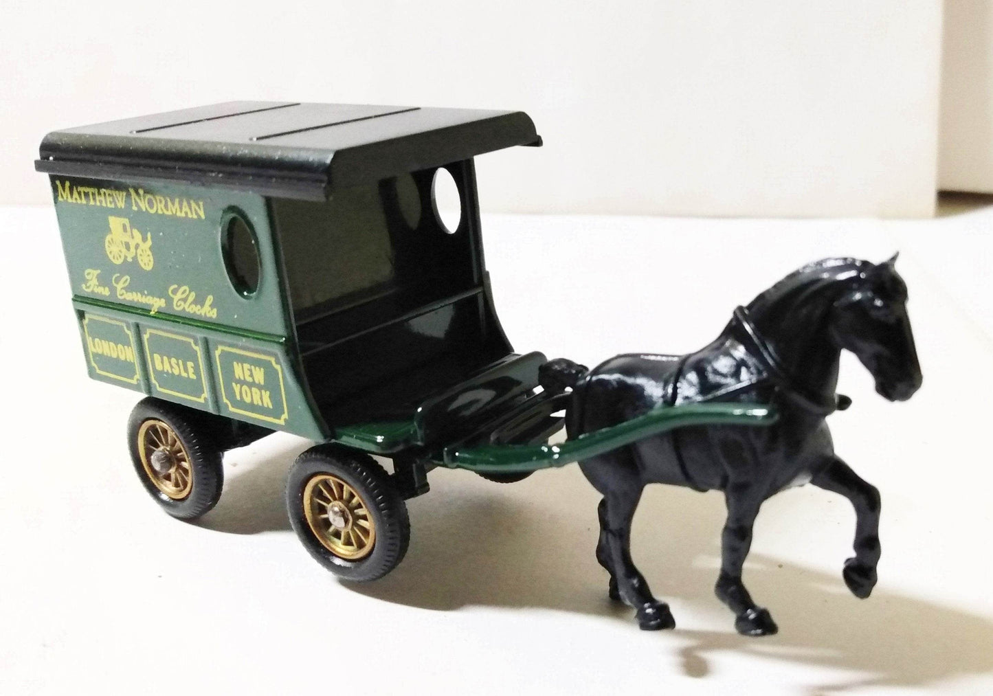 Lledo Days Gone DG3 Horse Drawn Delivery Van Matthew Norman 1984 - TulipStuff