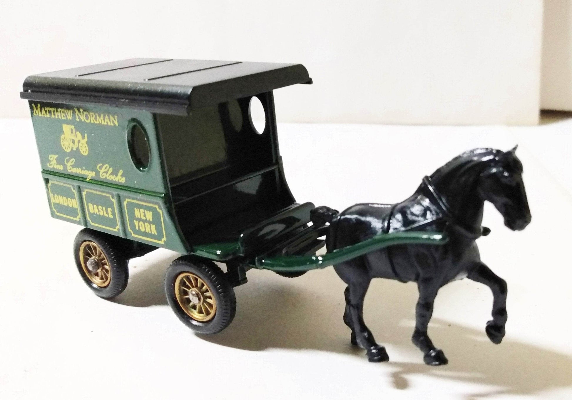 Lledo Days Gone DG3 Horse Drawn Delivery Van Matthew Norman 1984 - TulipStuff