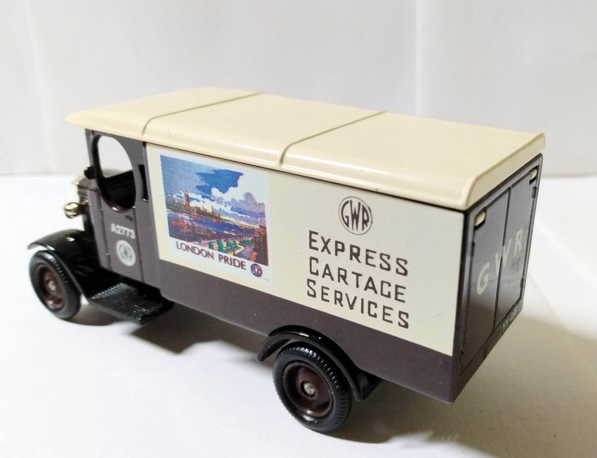 Lledo Days Gone Premier DG43 1931 GWR Express Cartage London Pride - TulipStuff