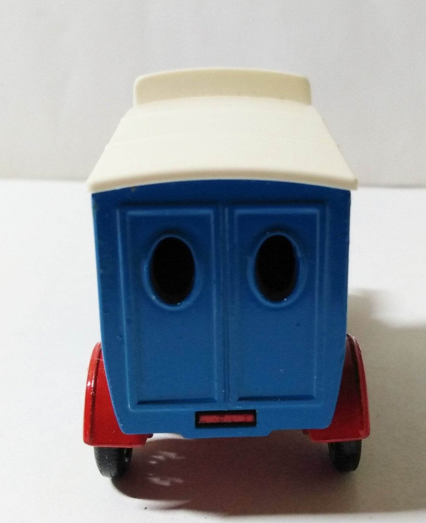 Lledo Models of Days Gone DG6 Aeroplane Jelly 1920 Ford Model T Van - TulipStuff