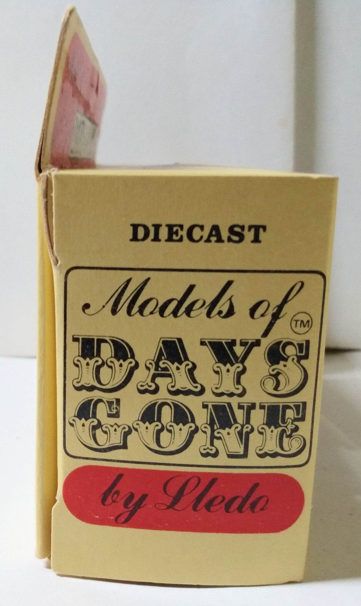 Lledo Models of Days Gone DG6 Aeroplane Jelly 1920 Ford Model T Van - TulipStuff