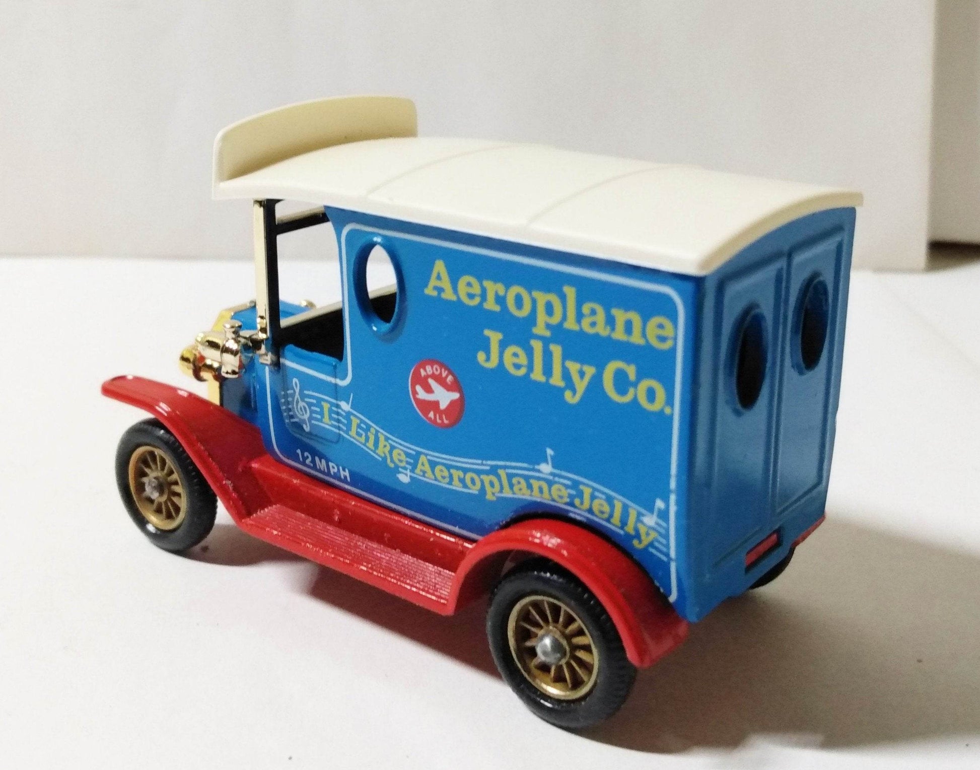 Lledo Models of Days Gone DG6 Aeroplane Jelly 1920 Ford Model T Van - TulipStuff
