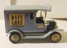 Load image into Gallery viewer, Lledo Days Gone 1999 Collectors Club DG6 1920 Ford Model T Van England - TulipStuff
