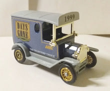 Load image into Gallery viewer, Lledo Days Gone 1999 Collectors Club DG6 1920 Ford Model T Van England - TulipStuff
