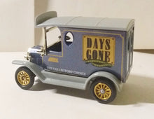 Load image into Gallery viewer, Lledo Days Gone 1999 Collectors Club DG6 1920 Ford Model T Van England - TulipStuff
